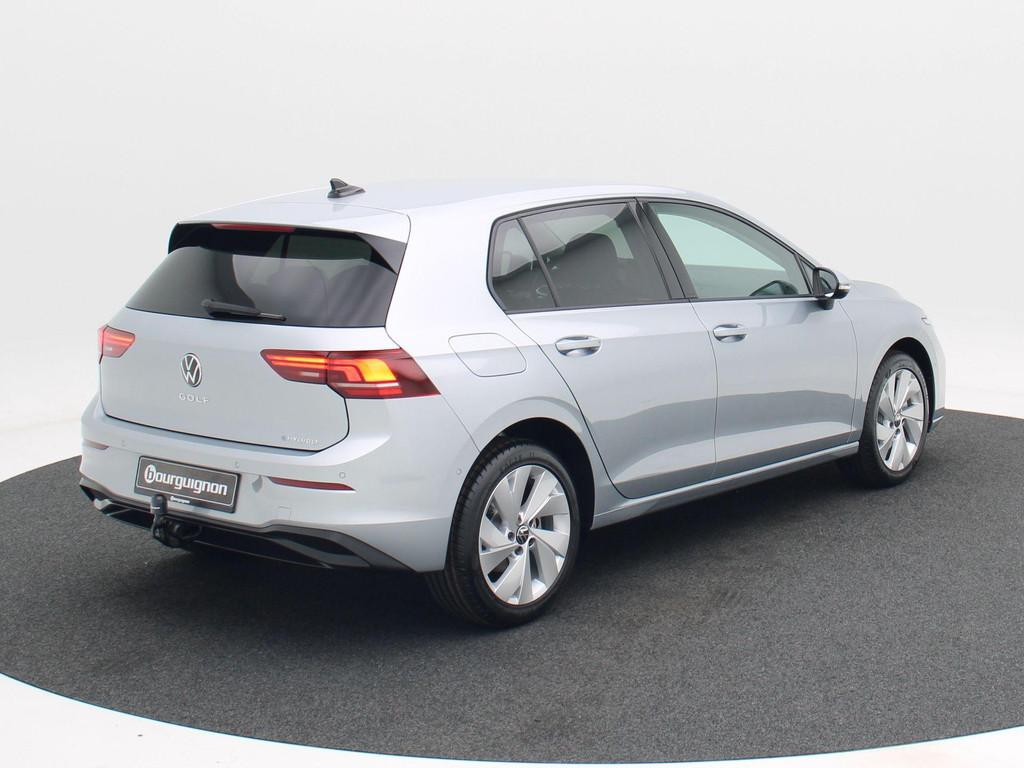 Volkswagen Golf Life Edition 1.5 eHybrid 204 PK | Trekhaak |, Auto's, Volkswagen, 1498 cc, 4 cilinders, 150 min, 26 kWh
