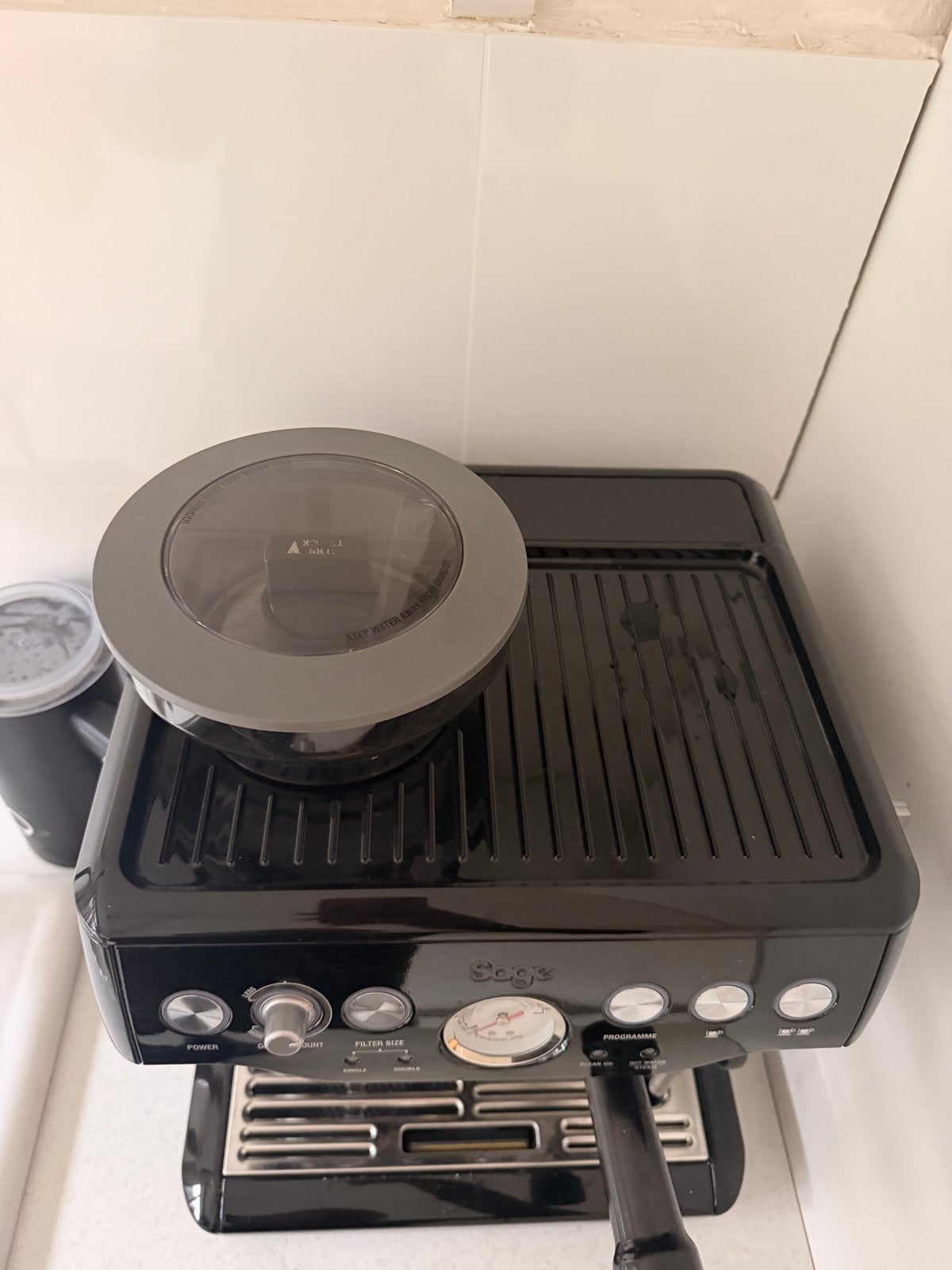 Foto 5 van Sage Barista Express Espressomachine - Zwart