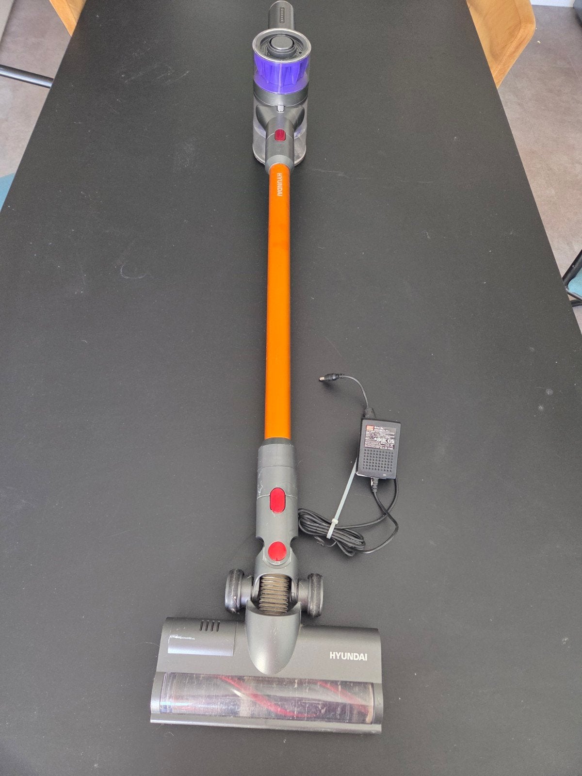 Hyundai 140W Snoerloze Stofzuiger, Witgoed en Apparatuur, Ophalen, Overige merken, Gebruikt, Draadloos
