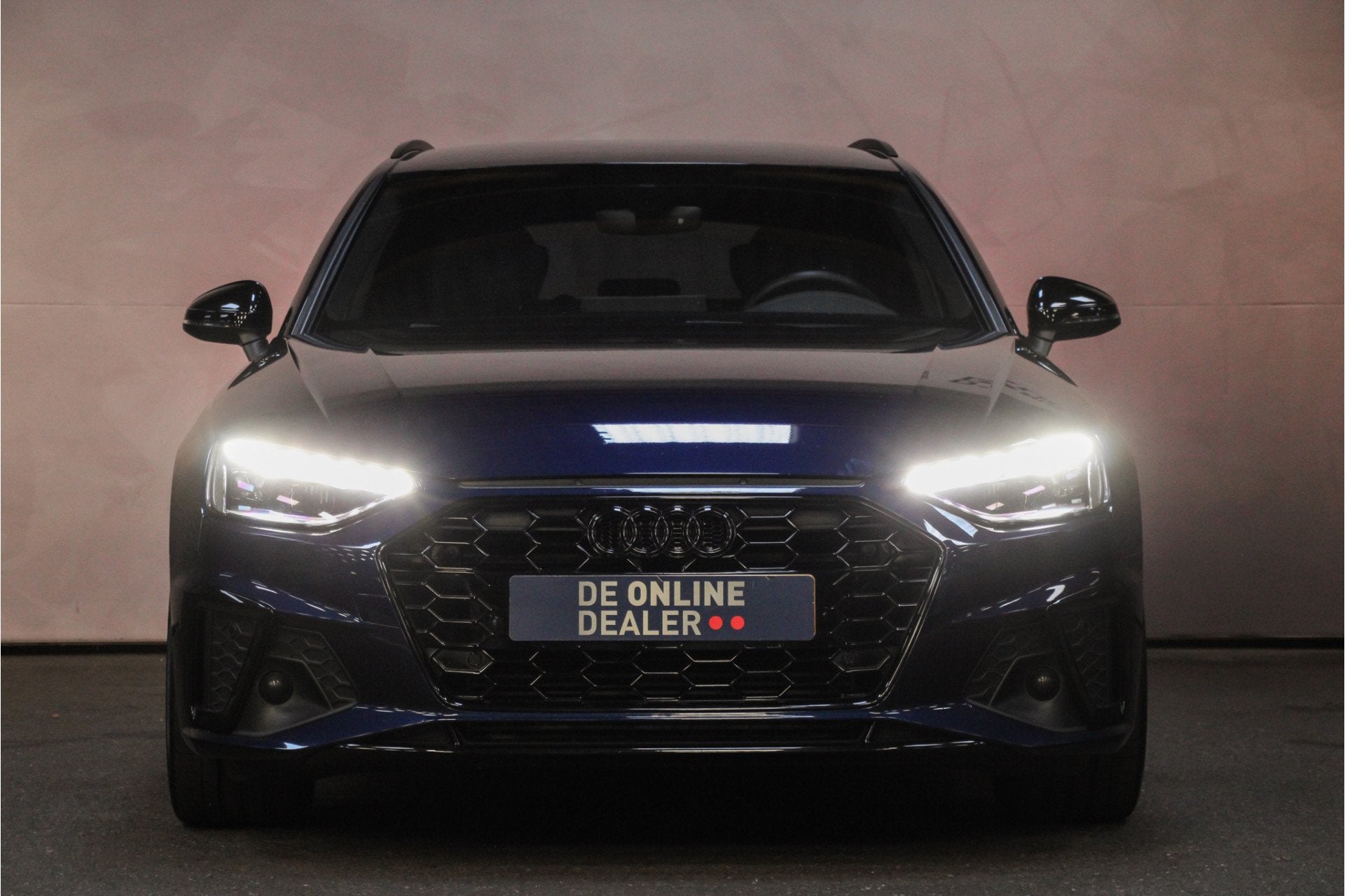 Audi A4 Avant 40 TFSI S Edition |Black|19inch|Carplay|Virtua, Gebruikt, Euro 6, 4 cilinders, 1984 cc