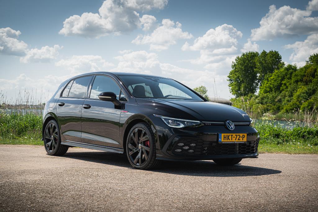 Volkswagen Golf GTI SLECHTS 8.900 KM BTW AUTO, Auto's, 4 cilinders, Zwart, Geïmporteerd, Voorwielaandrijving