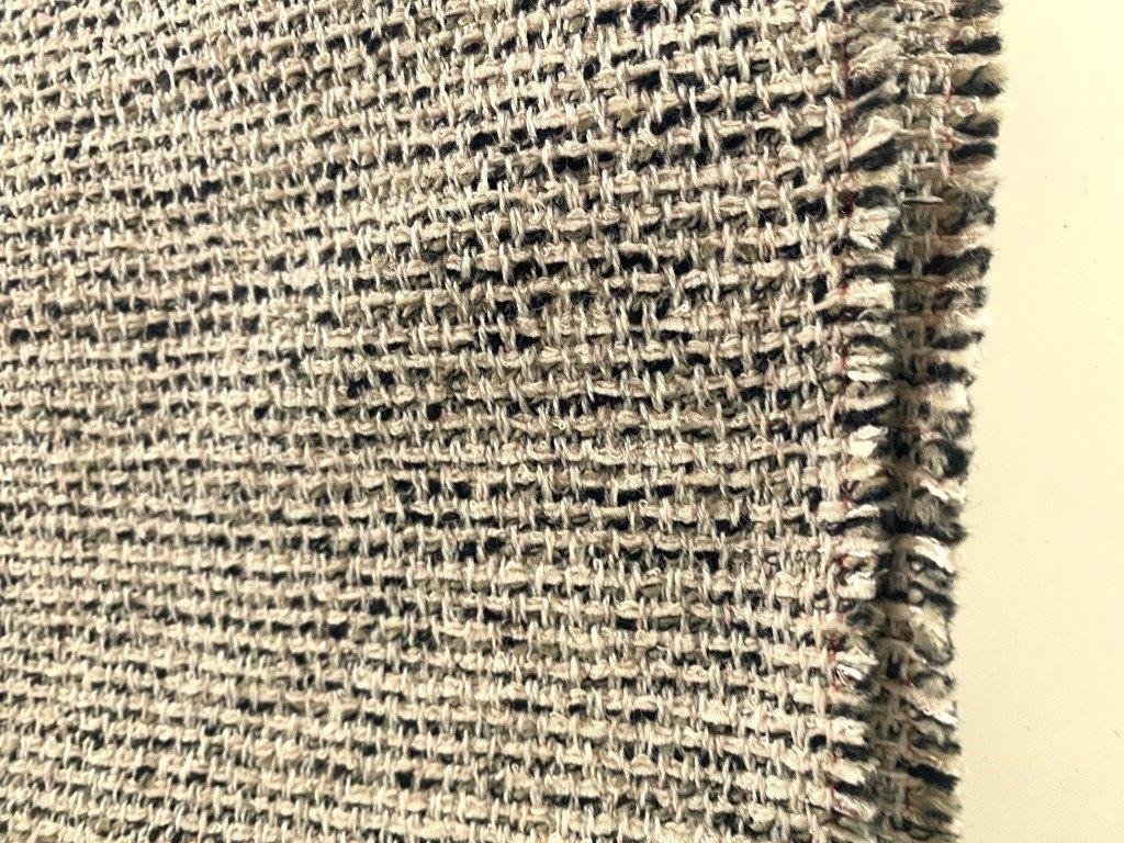 Kvadrat Savanna 2 122 beige creme grijs; restant meubelstof, Wol, 120 cm of meer, Beige, Nieuw