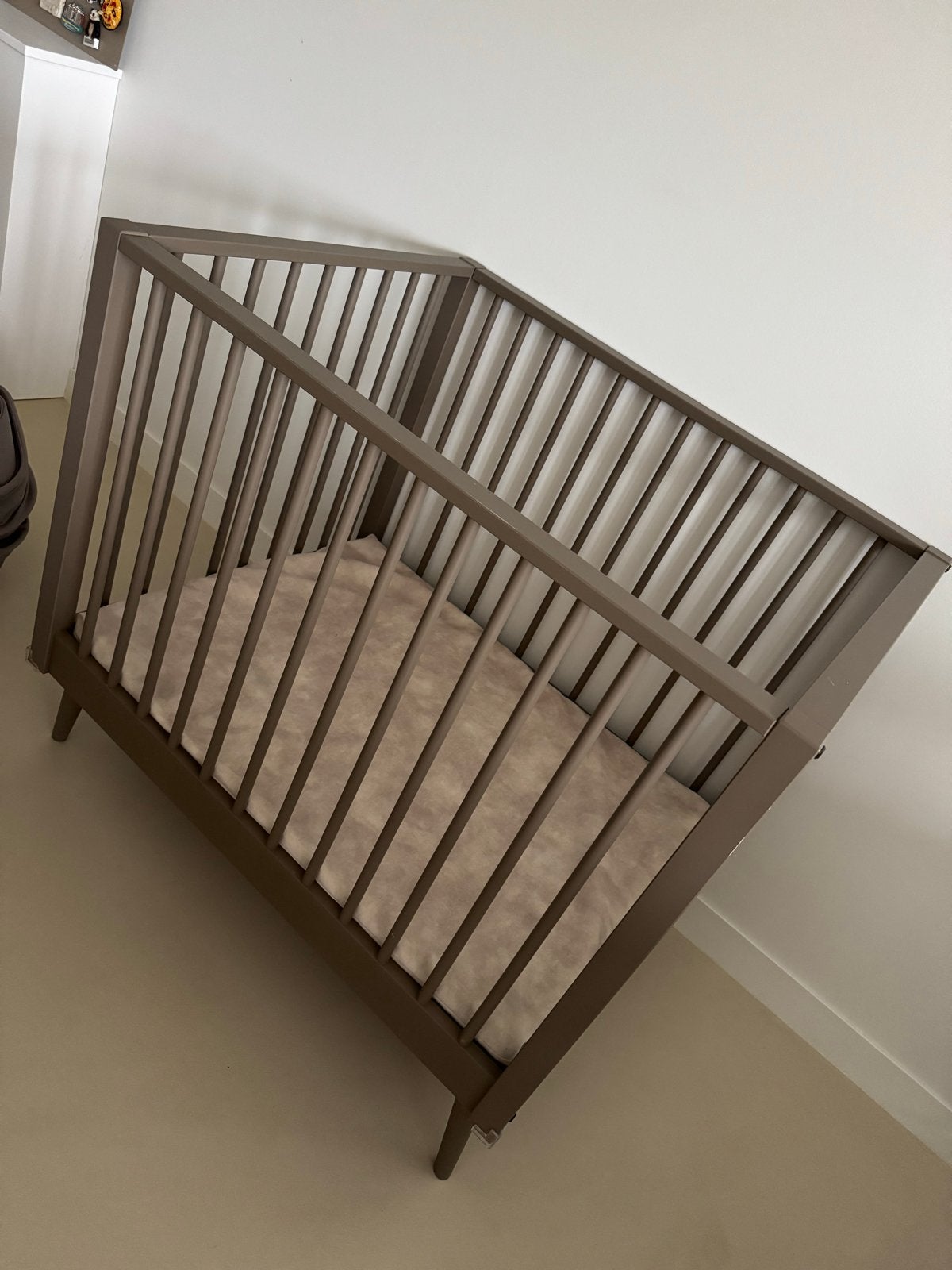 Ledikant van massief beukenhout en MDF - van Babypark, Gebruikt, 70 tot 85 cm, Ophalen of Verzenden, Minder dan 140 cm