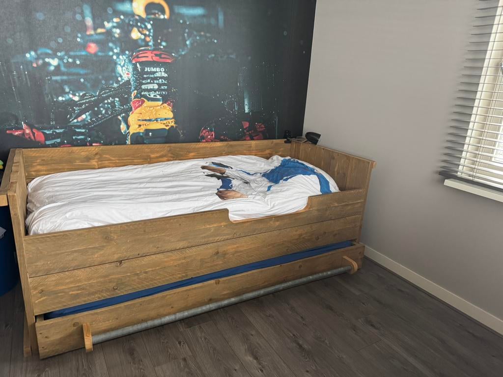 Bed, kast en speelgoed bakken steigerhout., Ophalen, Zo goed als nieuw, Eenpersoons