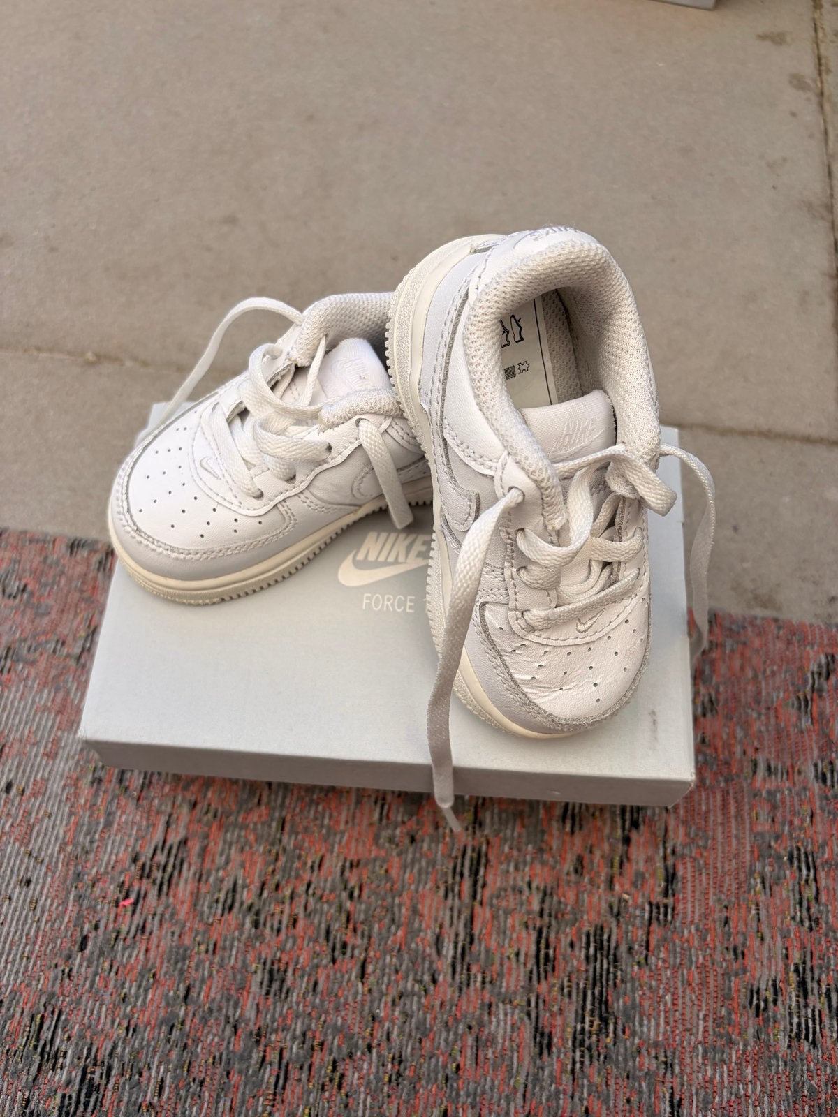 Nike Air Force 1 baby schoenen wit maat 21, Jongen of Meisje, Schoenen, Ophalen of Verzenden, Zo goed als nieuw