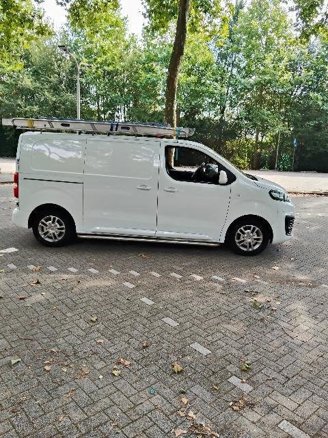 Citroën Jumpy  2.0 Bluehdi 120PK  3-zits, Voorwielaandrijving, 4 cilinders, Citroën, Leder en Stof