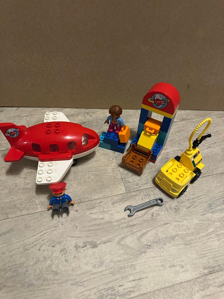 Lego Duplo Vliegtuig met accessoires en figuren, Ophalen of Verzenden, Zo goed als nieuw, Duplo, Inclusief accessoires