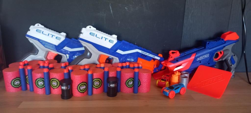 Nerfset, 2 Nerfs Elite en 1 Nerf Nitro, Kinderen en Baby's, Speelgoed | Buiten | Actiespeelgoed, Ophalen of Verzenden, Zo goed als nieuw