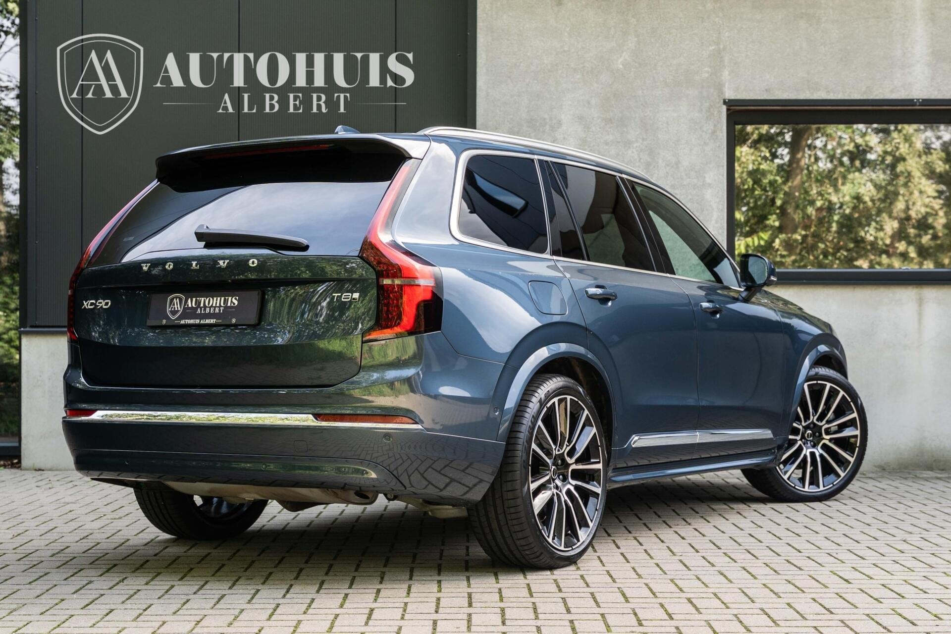 Volvo XC90 T8 Plus Bright B&W Pano Lucht 360c HUD Massage 22, Gebruikt, Zwart, 4 cilinders, 1969 cc