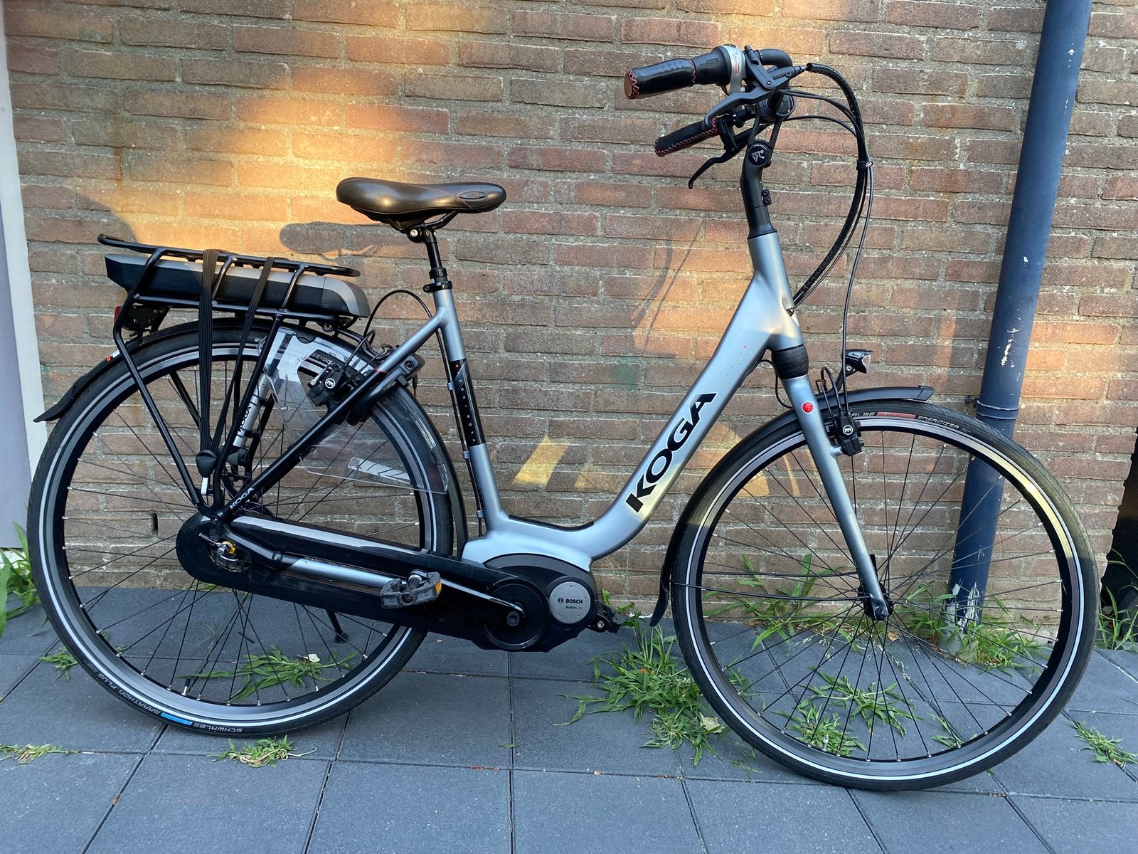 Koga E-Nova dames maat 56 bosch E-bike, Zo goed als nieuw, 50 km per accu of meer, 55 tot 59 cm, Ophalen
