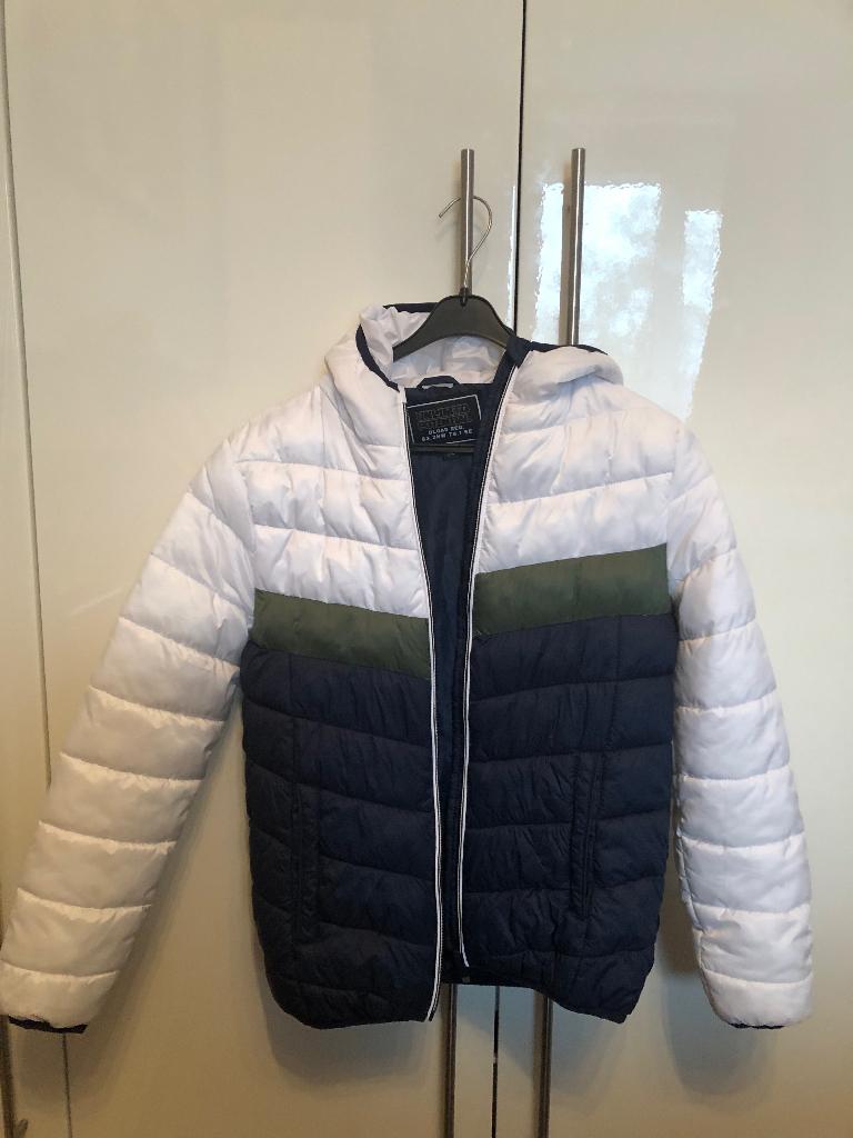 Tussenjas  voor jongen, Kinderen en Baby's, Kinderkleding | Maat 152, Ophalen of Verzenden, Zo goed als nieuw, Onbekend, Jongen