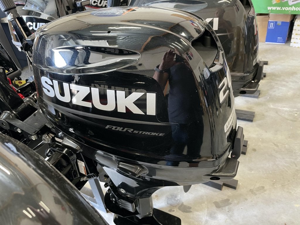 Suzuki DF20AS buitenboordmotor 20pk nieuw 2026 10JR garantie, Watersport en Boten, Niet ingevuld, Niet ingevuld, Nieuw, Benzine