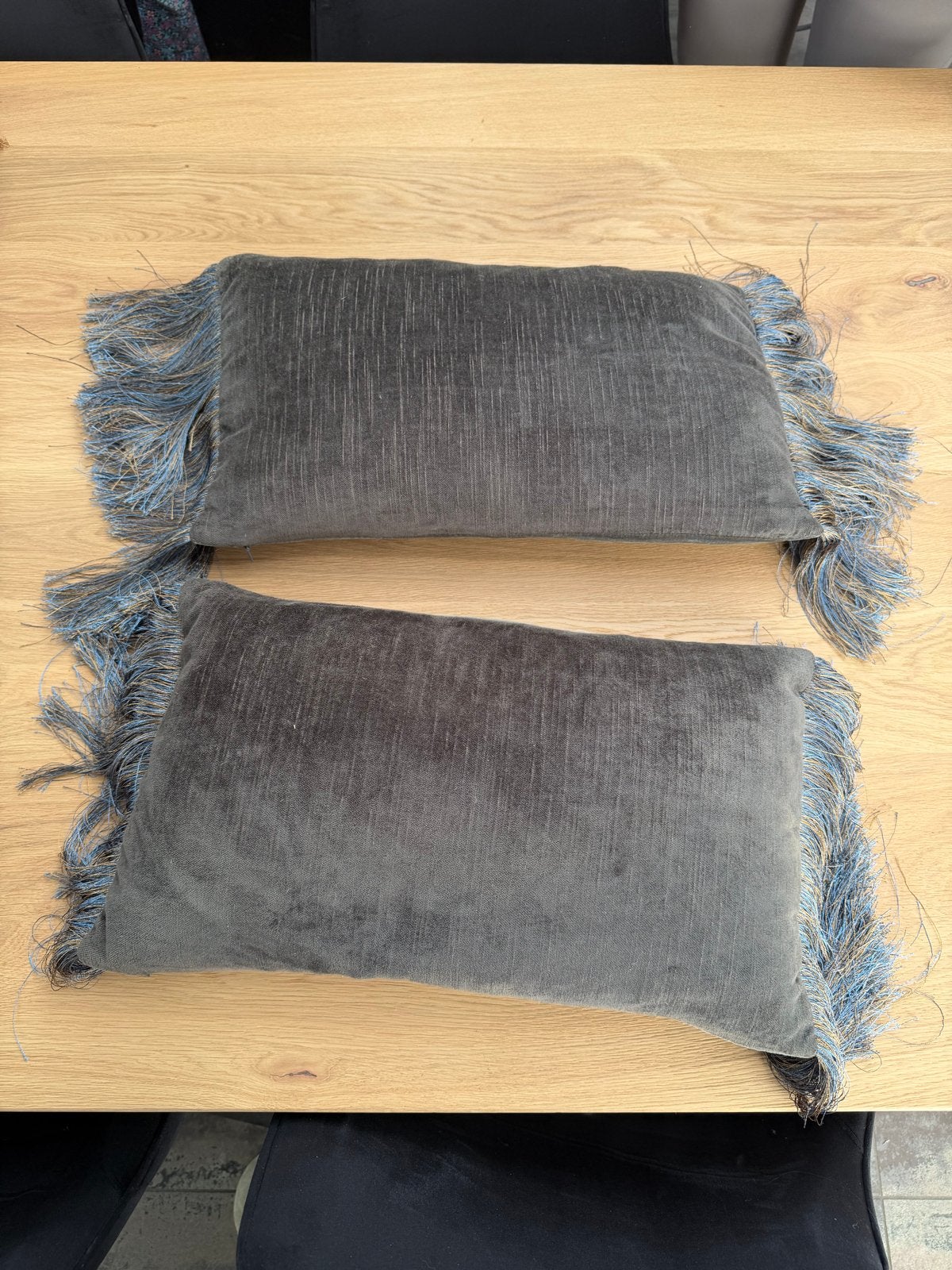 Rituals sierkussens met franjes - Grijs/Blauw, Huis en Inrichting, Woonaccessoires | Kussens, Ophalen, Overige merken, Met print