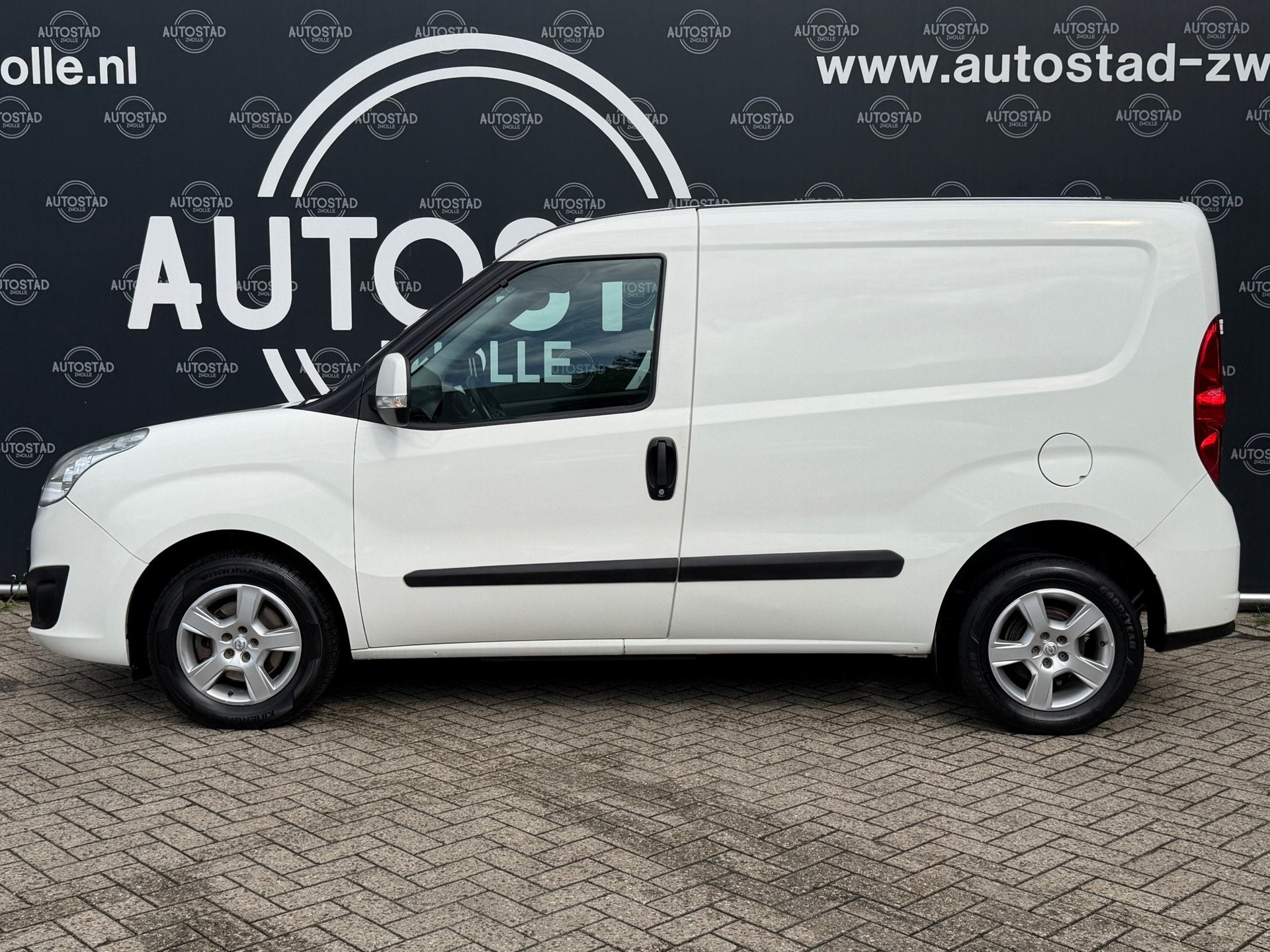 Opel Combo 1.3 CDTi L1H1 Sport NL-Auto / NAP / APK / Airco, Voorwielaandrijving, Stof, Wit, Origineel Nederlands
