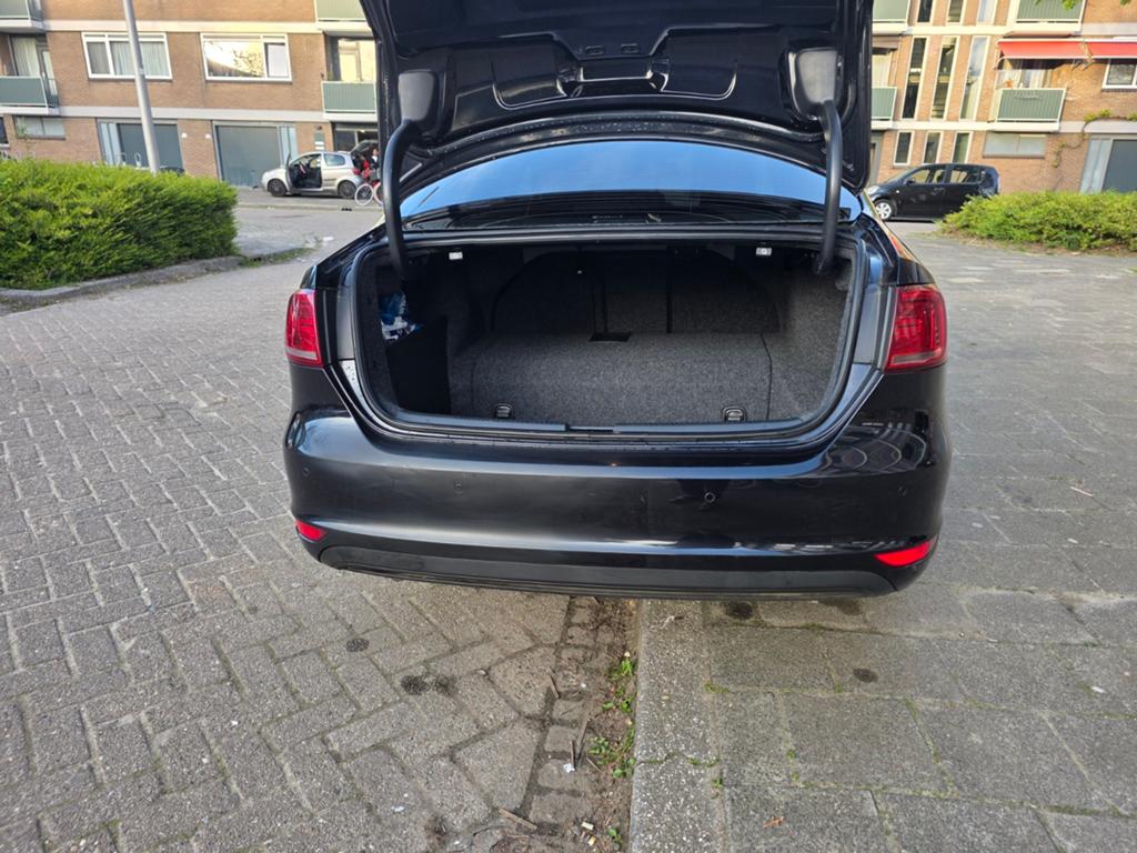 Volkswagen Jetta 1.4 TSI Hybrid 170pk 7-DSG 2014 Zwart, Auto's, Volkswagen, Zwart, Origineel Nederlands, 1405 kg, Sedan