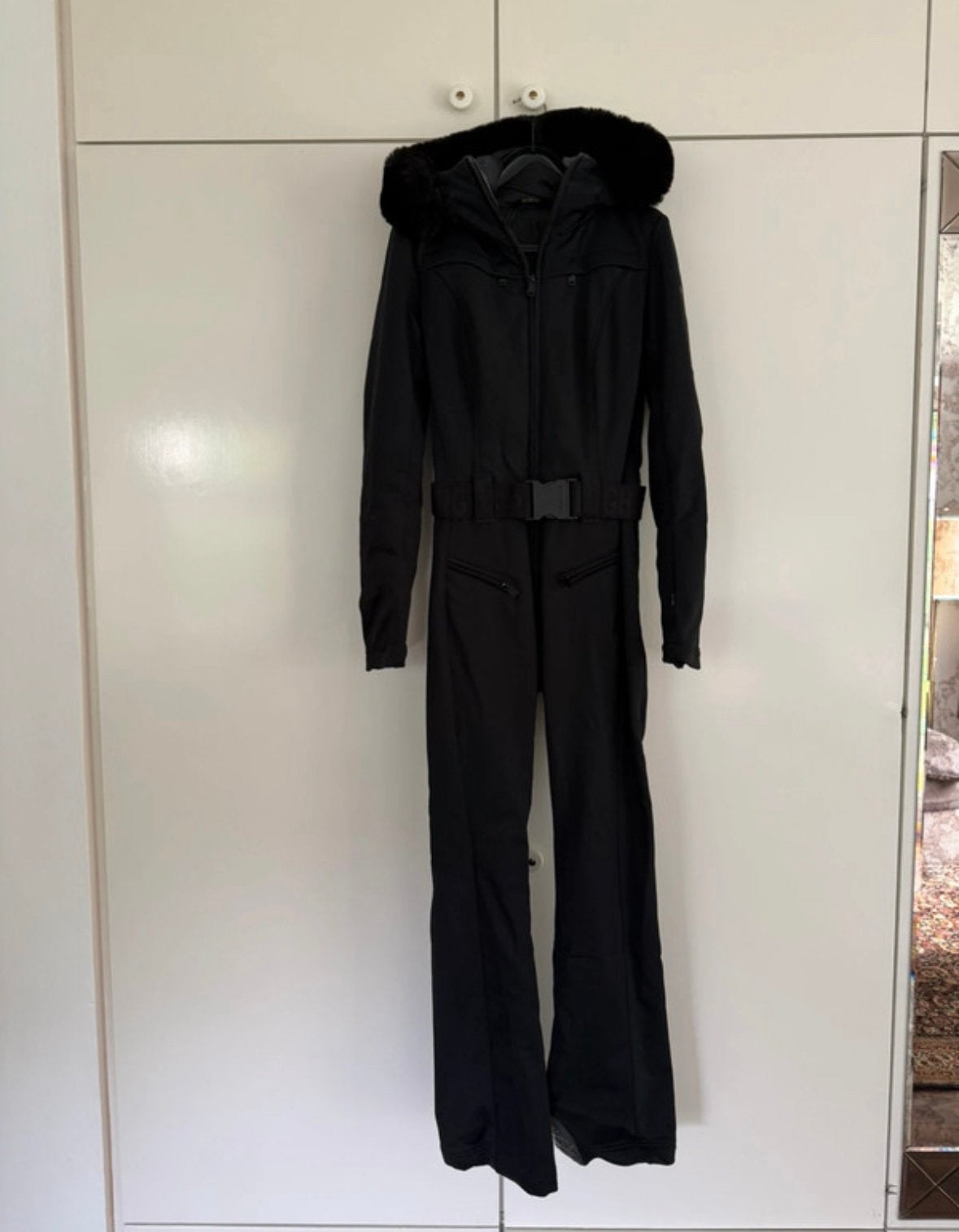 Goldbergh parry skipak maat 38 zwart met faux fur bontkraag, Kleding | Dames, Ophalen of Verzenden, Zo goed als nieuw, Maat 38/40 (M)