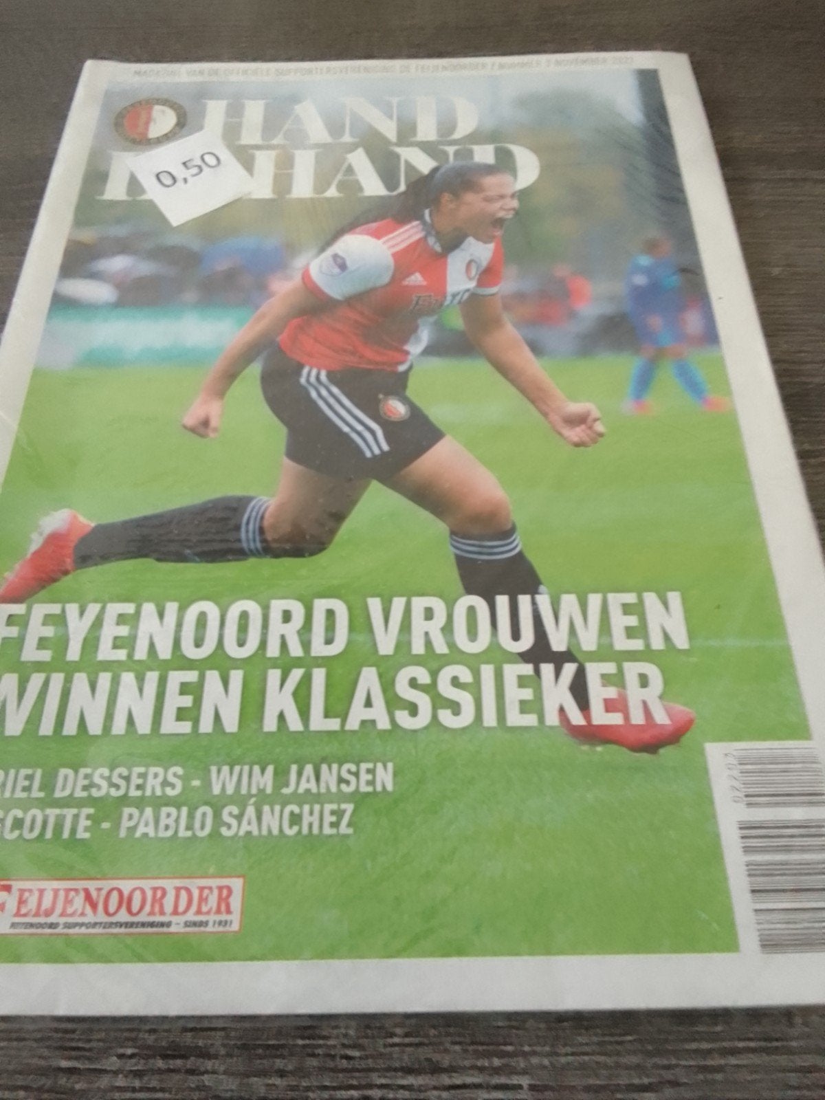 Hand in Hand - Feyenoord Vrouwen Winnen Klassieker, Ophalen, Gelezen, Overige typen