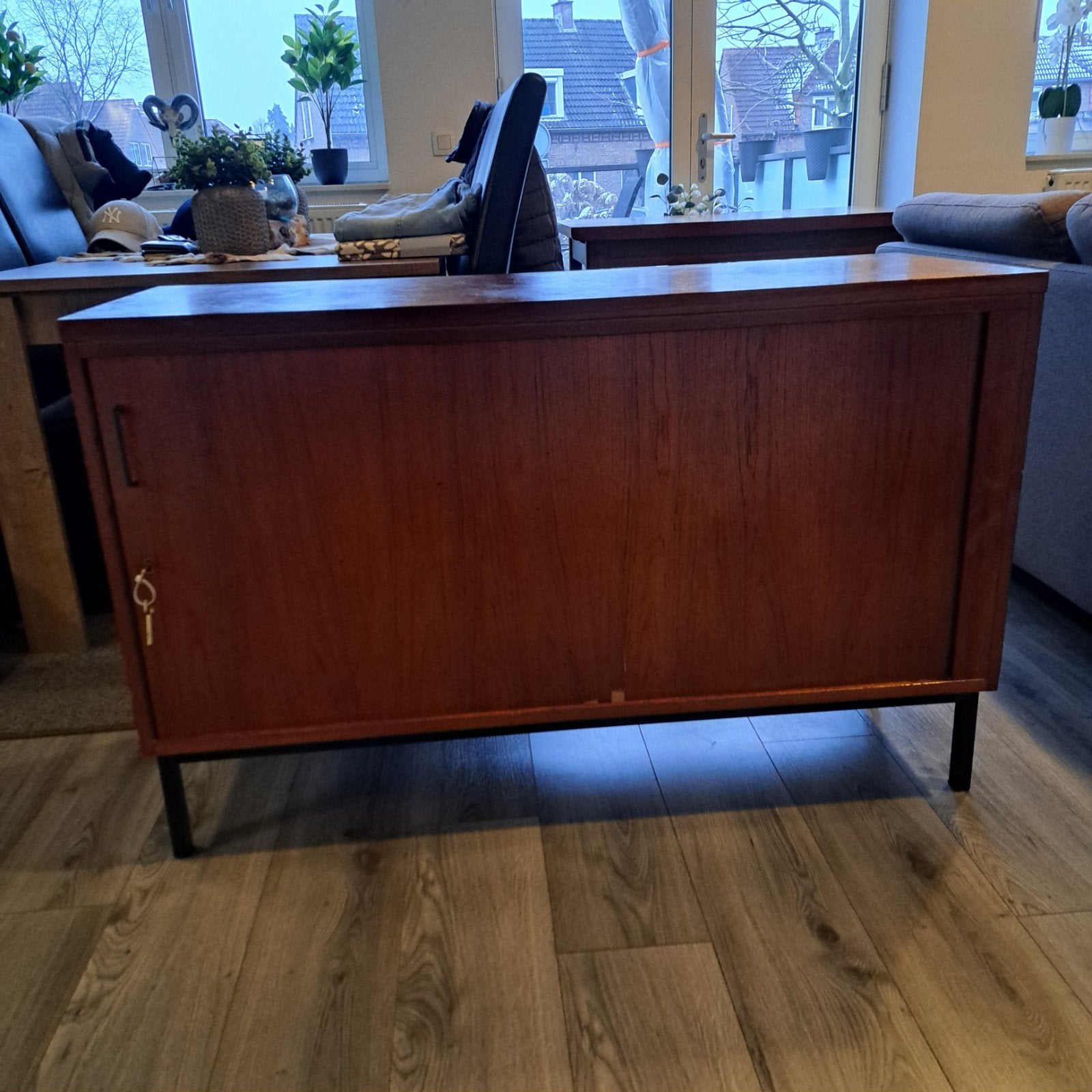 Vintage eeka teakhout dressoir uit Scandinavië, 60's., Ophalen