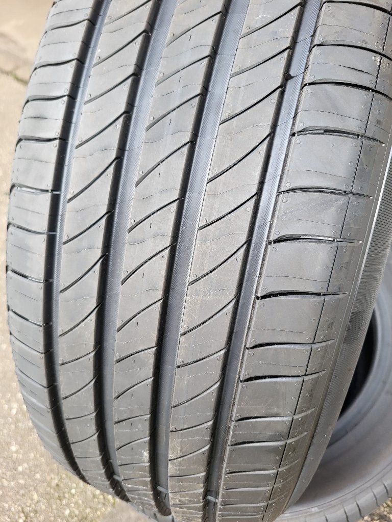 4 x 225/55/19 Michelin E-primacy NIEUW 400,- Incl montage !, Auto-onderdelen, 19 inch, Nieuw, Michelin France, Ophalen of Verzenden