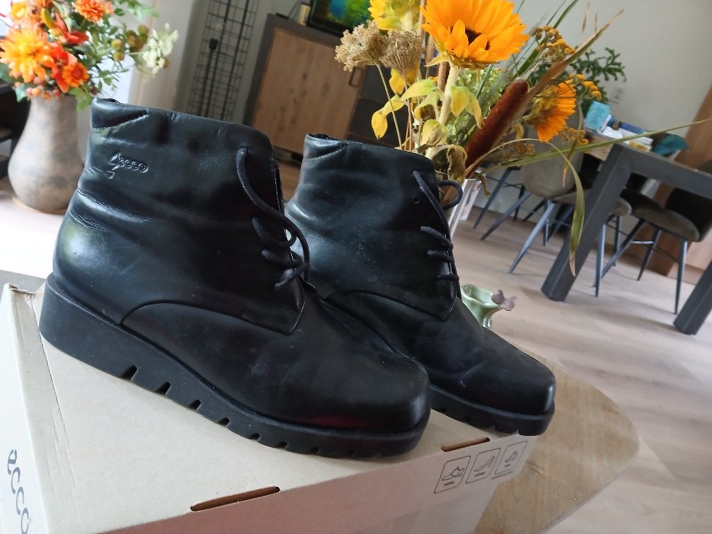 Dames veterboots Ecco 39 Nieuw, Ecco, Zwart, Lage of Enkellaarzen, Ophalen of Verzenden