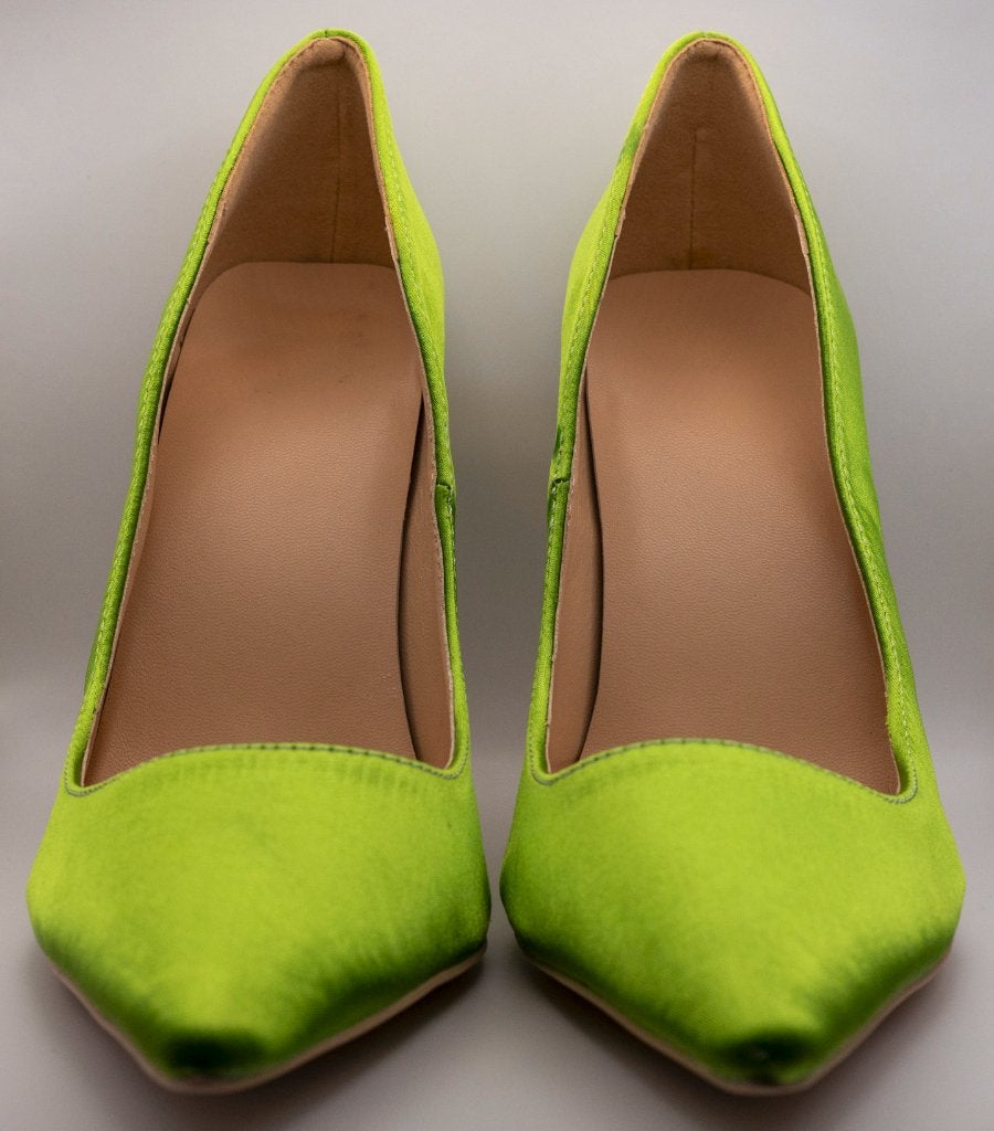 Groene naaldhakken maat 38, Kleding | Dames, Ophalen of Verzenden, Schoenen met hoge hakken, Groen, Merkloos