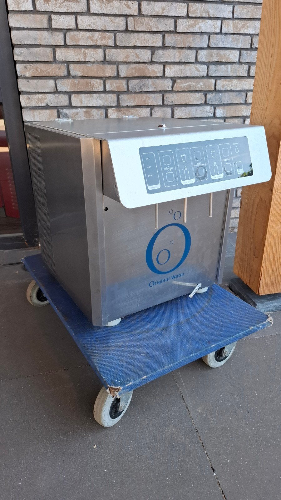 brita waterdispenser, Ophalen, Gebruikt