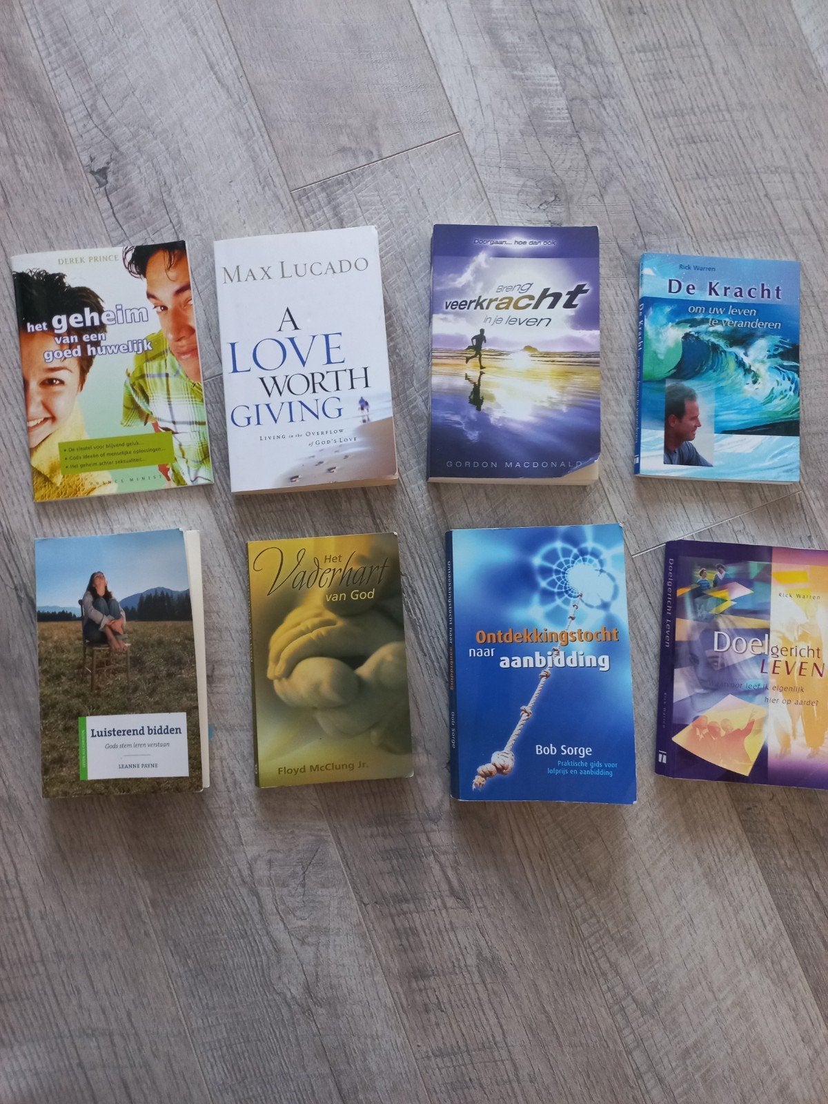 8 Christelijke boeken - Doe een mooi bod!, Boeken, Godsdienst en Theologie, Ophalen of Verzenden, Gelezen, Christendom | Protestants