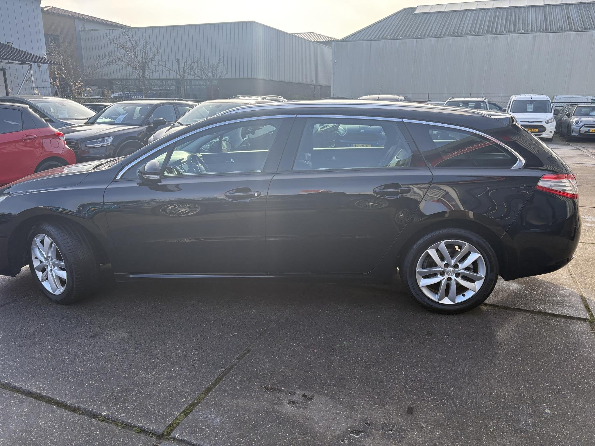 Peugeot 508 SW 1.6 THP Blue Lease Executive EXPORT ONLY!, Auto's, Voorwielaandrijving, Stof, Parkeersensor, Zwart