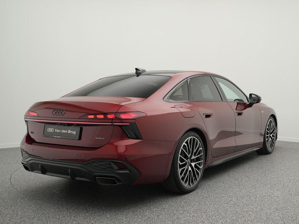 Audi A6 Limousine 3.0 TFSI 367 pk Quattro S edition Competit, Auto's, Automaat, Gebruikt, 4 cilinders, 2145 kg