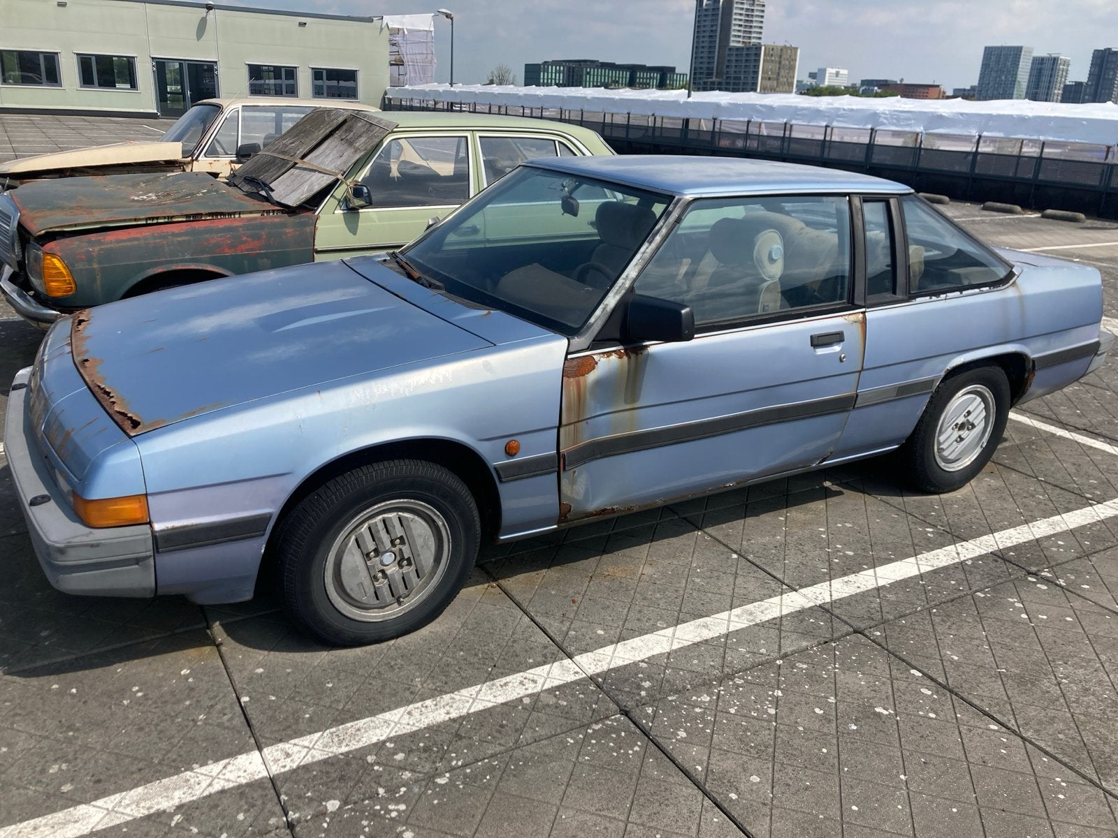 Mazda 929 Coupé 1981 - Onderdelen met Motor, Ophalen, Gebruikt, Mazda