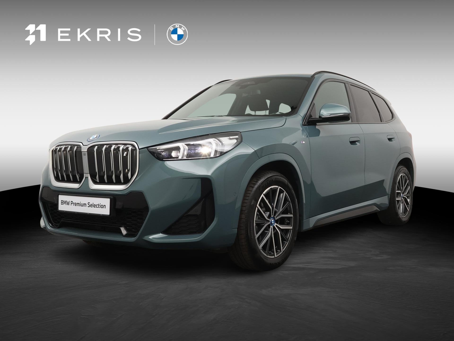 BMW iX1 xDrive30 Launch Edition 67 kWh | Comfort Acces |, Auto's, Stof, Gebruikt, Met garantie (alle), Vierwielaandrijving