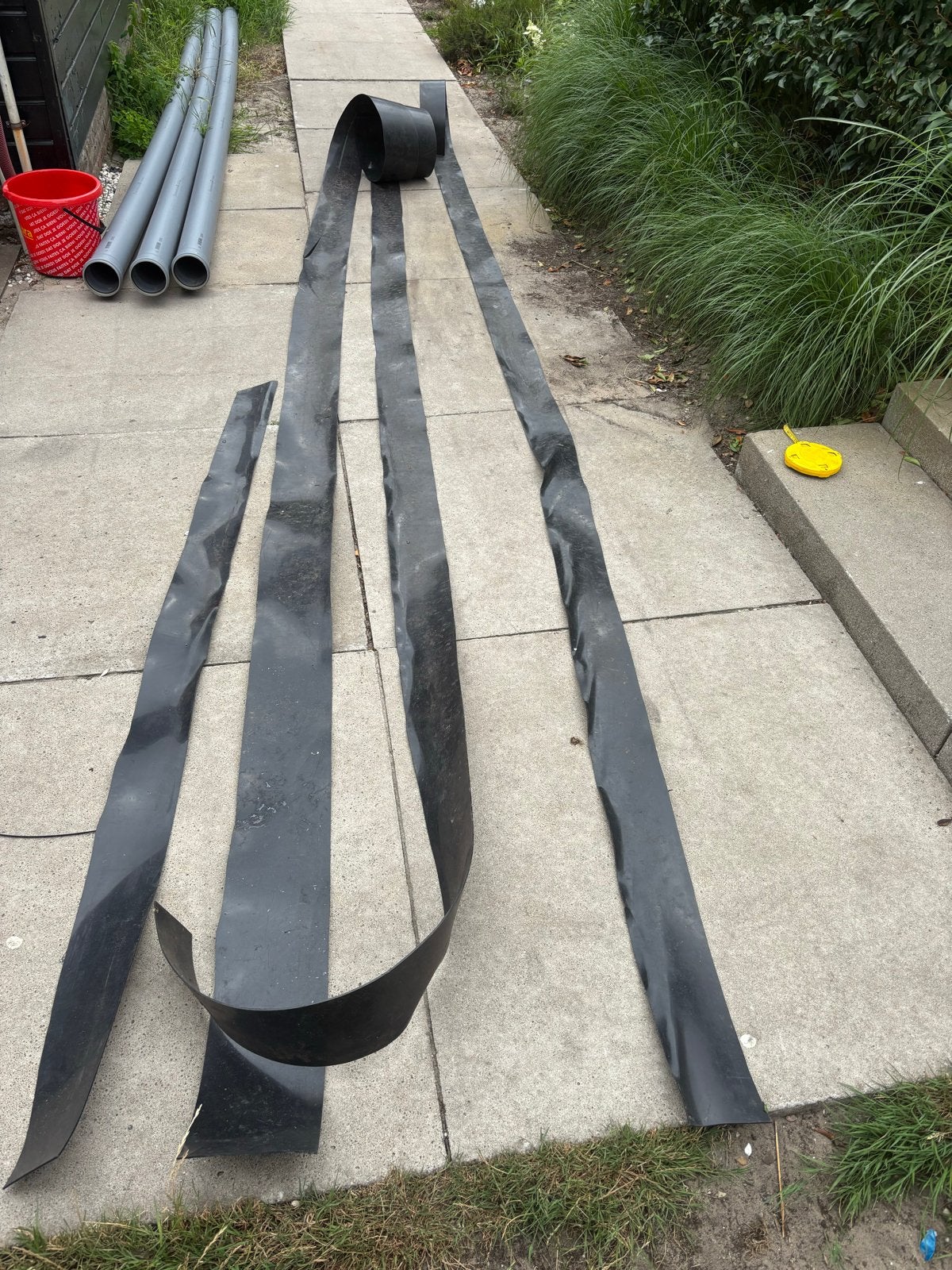 Borderrand 17 meter lengte. Breedte min 12cm, Ophalen, Gebruikt, 10 tot 15 m², Folie