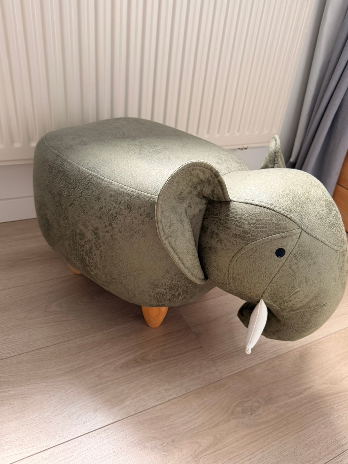 Olifant poef, Ophalen, Zo goed als nieuw, Rond, Minder dan 50 cm