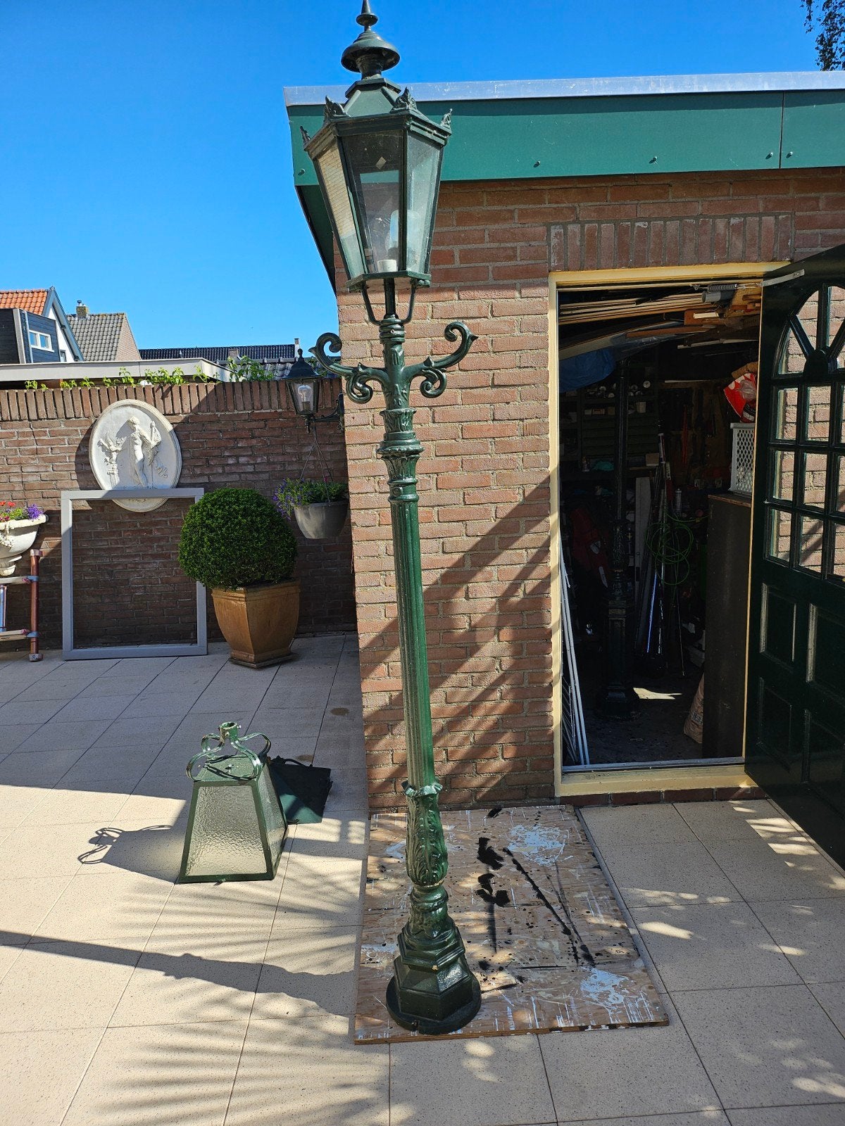 Gietijzeren Tuinlantaarn - Klassieke Buitenverlichting 265cm, Ophalen of Verzenden, Gebruikt, IJzer, Staande lamp