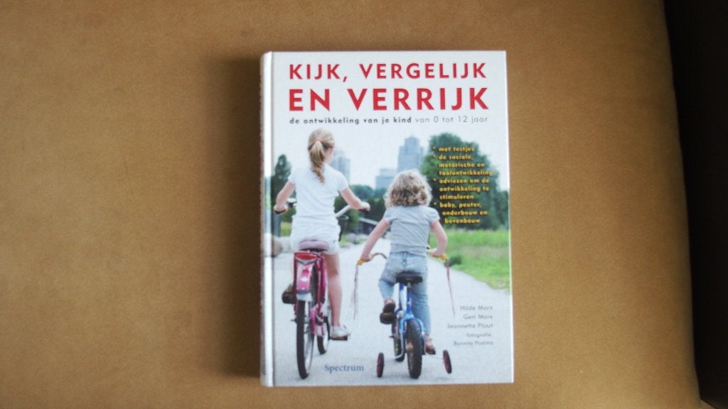 Kijk, vergelijk en verrijk - de ontwikkeling van je kind, Ophalen of Verzenden, Zo goed als nieuw, Opvoeding tot 6 jaar, Hilde Marx, Geri Marx, Jeannette Pluut