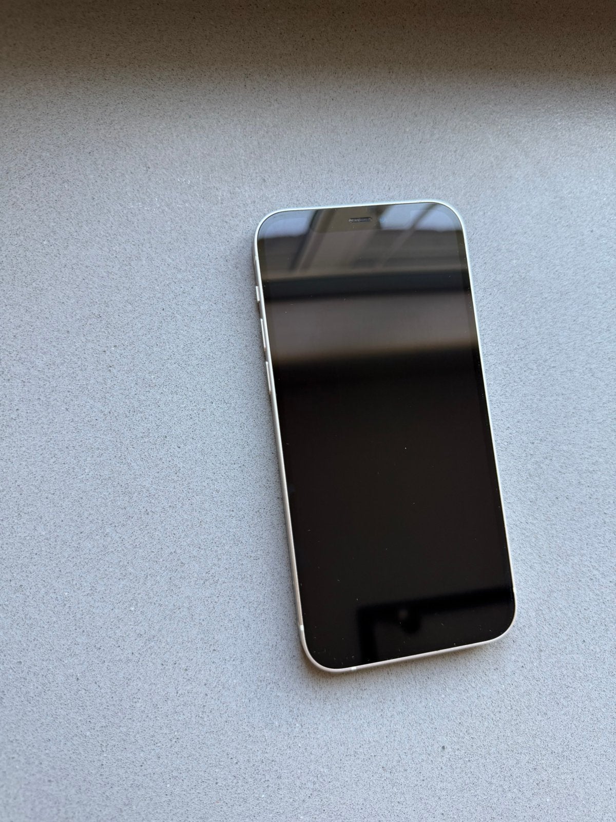 Foto 3 van Iphone 12 | 128 GB