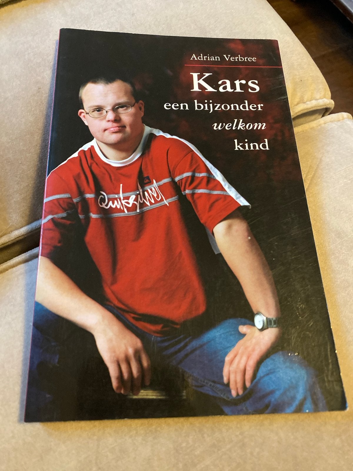 Kars: Een bijzonder welkom kind - Adrian Verbree, Ophalen of Verzenden, Gelezen, Nederland