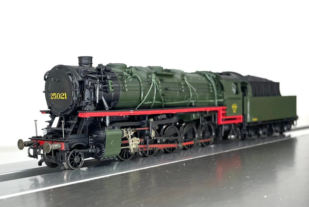 Sleeptenderlocomotief NMBS 25.021: Roco HO 43268, -, -, Ophalen of Verzenden, Zo goed als nieuw