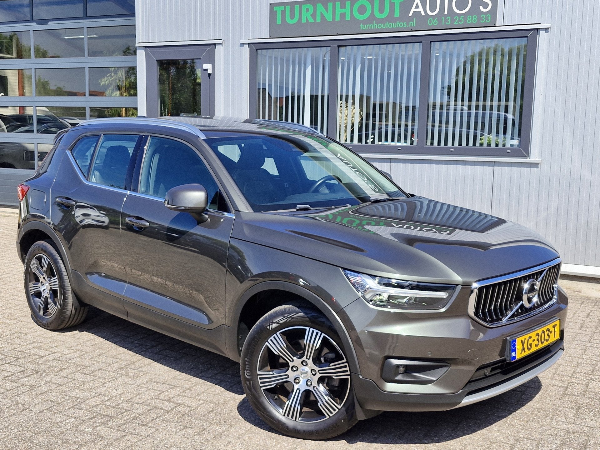 Volvo XC40 T4 Inscription met Business Pack Connect (achteru, Dealer onderhouden, 15 km/l, Bedrijf, Adaptive Cruise Control