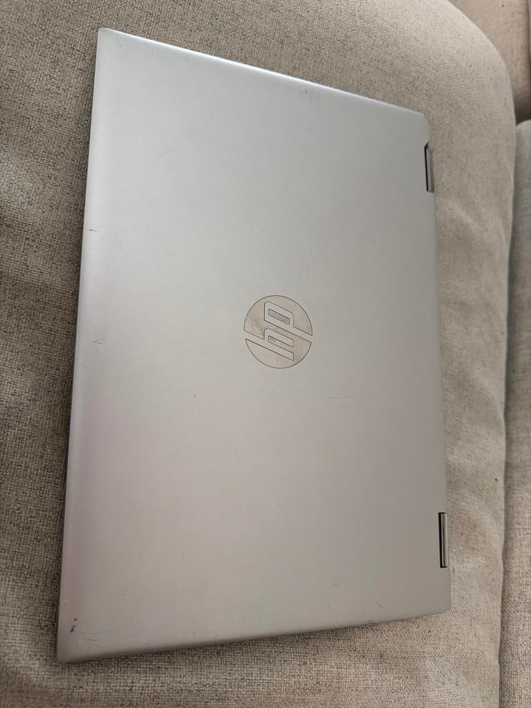 HP Laptop - Defect Scharnier - Voor onderdelen of reparatie, Computers en Software, Windows Laptops, 8 GB, Ophalen of Verzenden