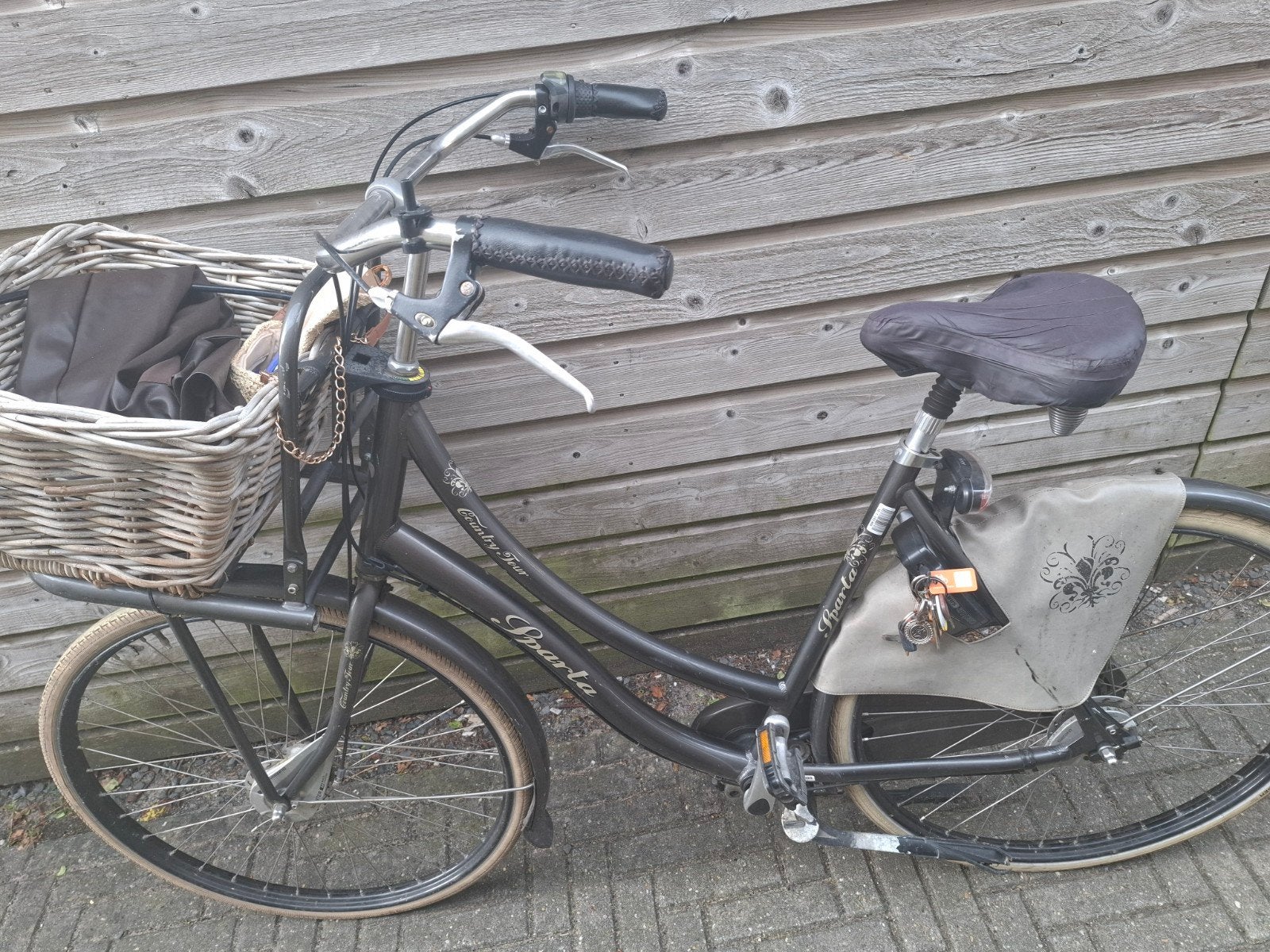Dames fiets met mand, Fietsen en Brommers, Fietsen | Dames | Omafietsen, Ophalen