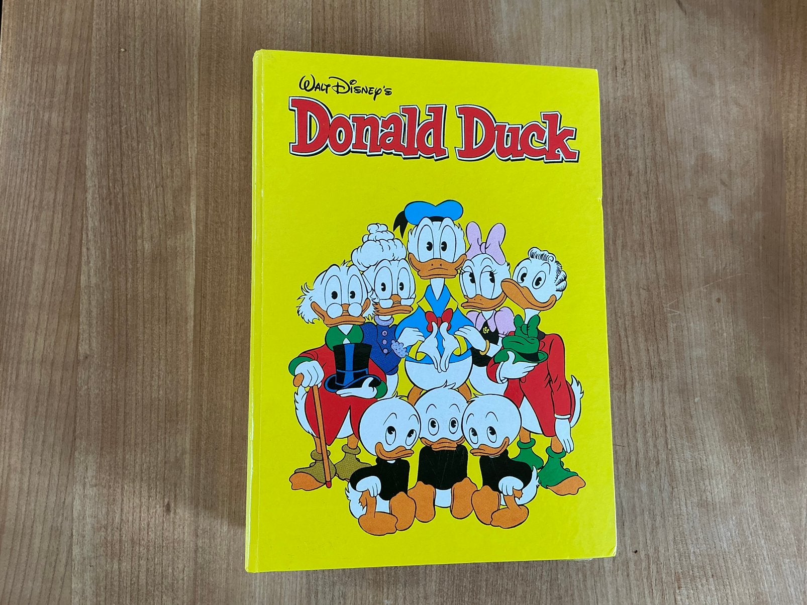 26 x Donald Duck jaargang 2000 in originele gele verzamelmap, Ophalen of Verzenden