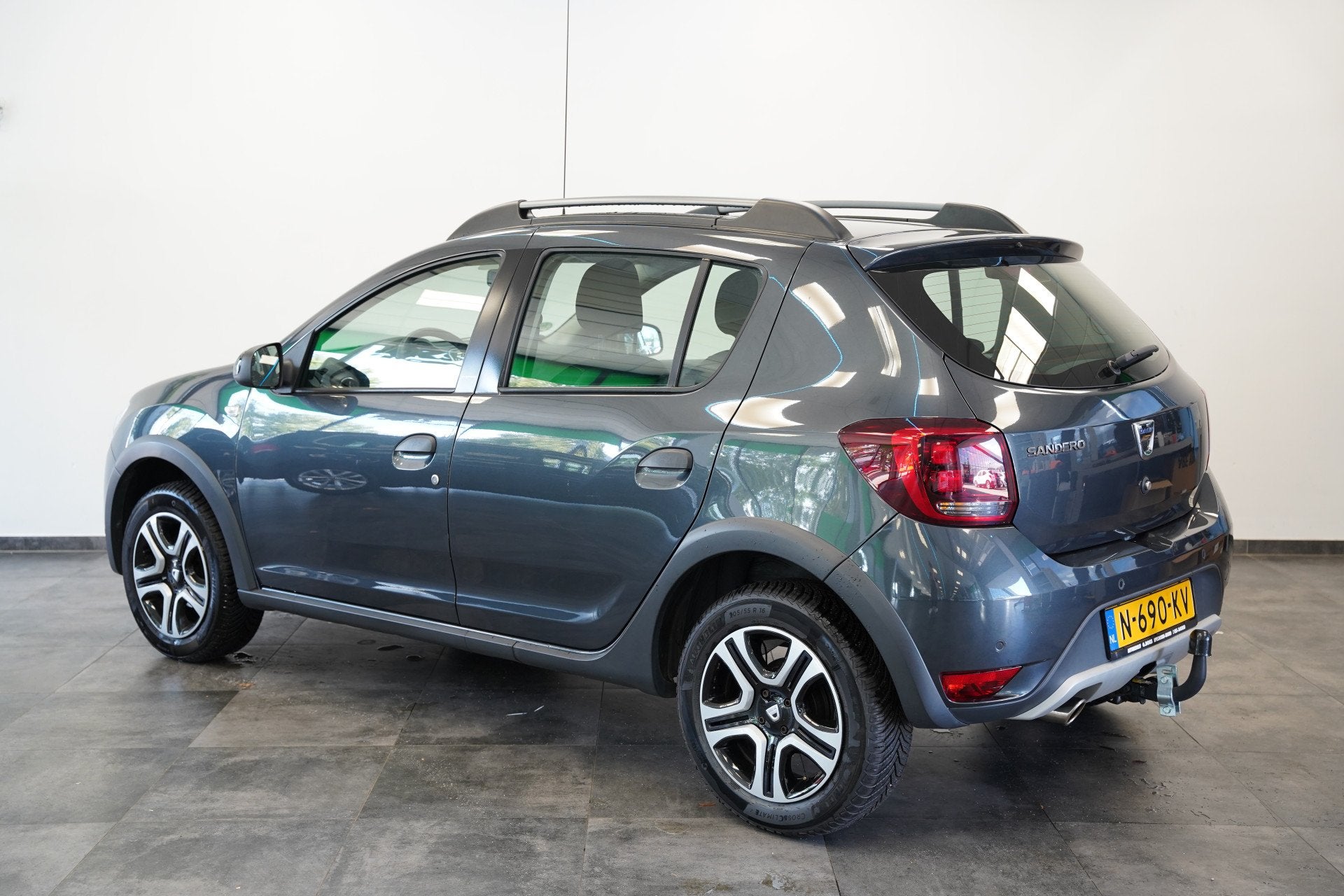 Dacia Sandero 0.9 TCe SL Stepway Automaat Achteruitrijcamera, Auto's, Dacia, 898 cc, Stof, Bedrijf, 1019 kg