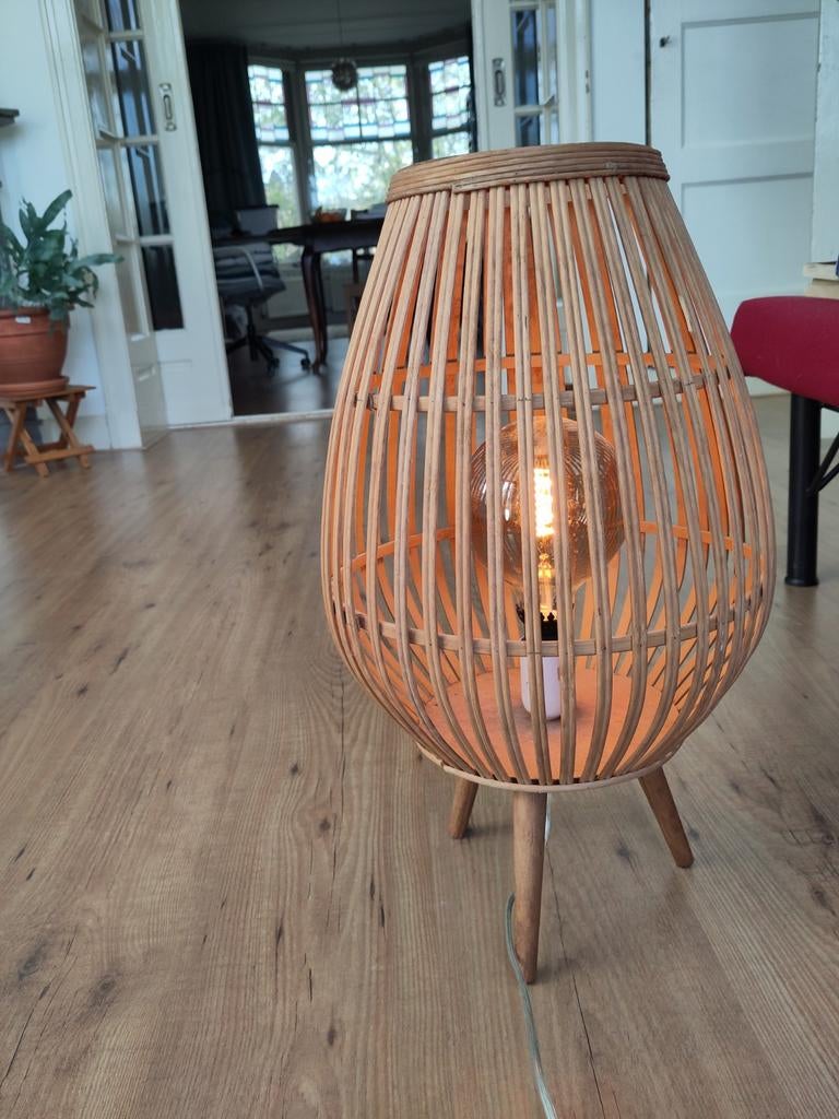 Houten vloerlamp met E27 lamp, Ophalen, Zo goed als nieuw, Hout, Minder dan 100 cm