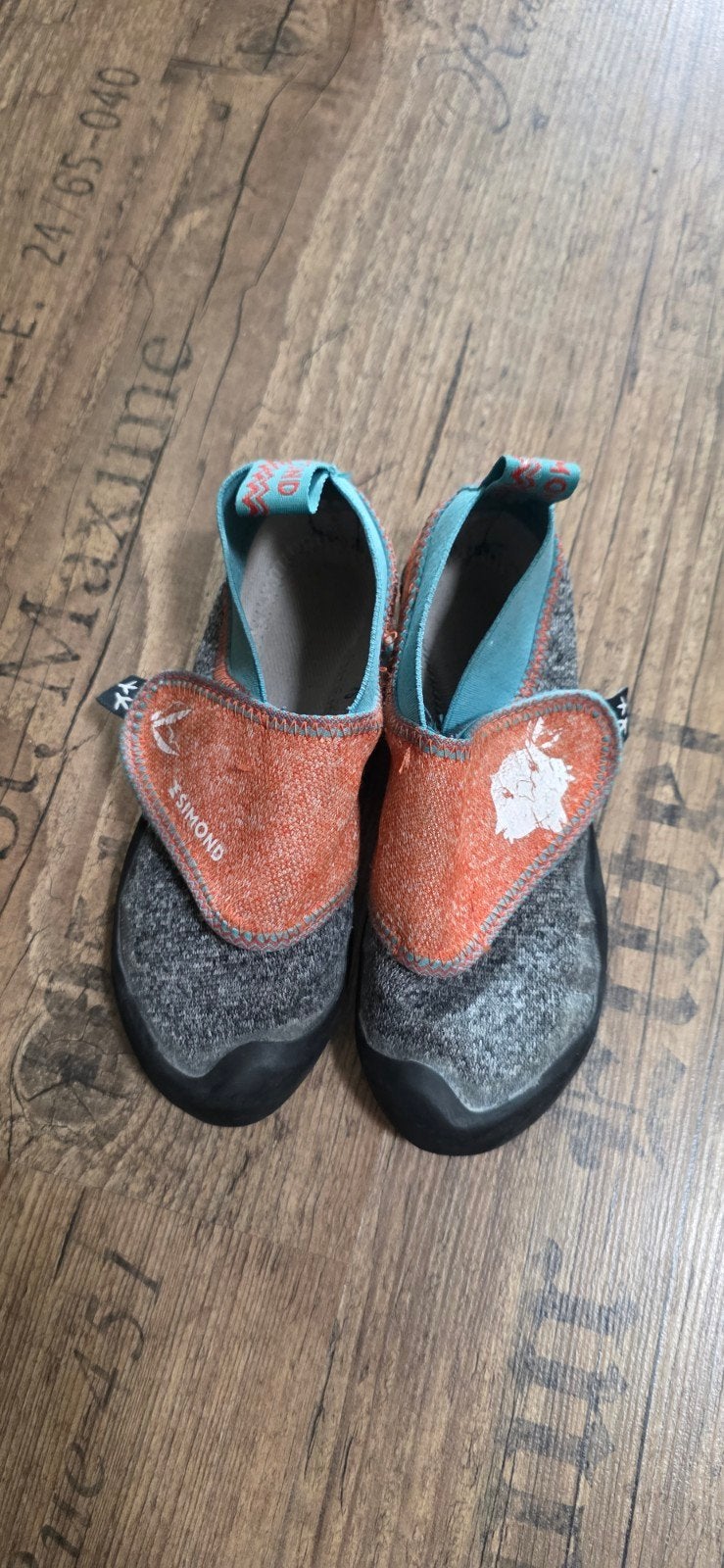 Te koop, meegroeiende klimschoenen, Ophalen of Verzenden, Zo goed als nieuw, Klimsportschoenen