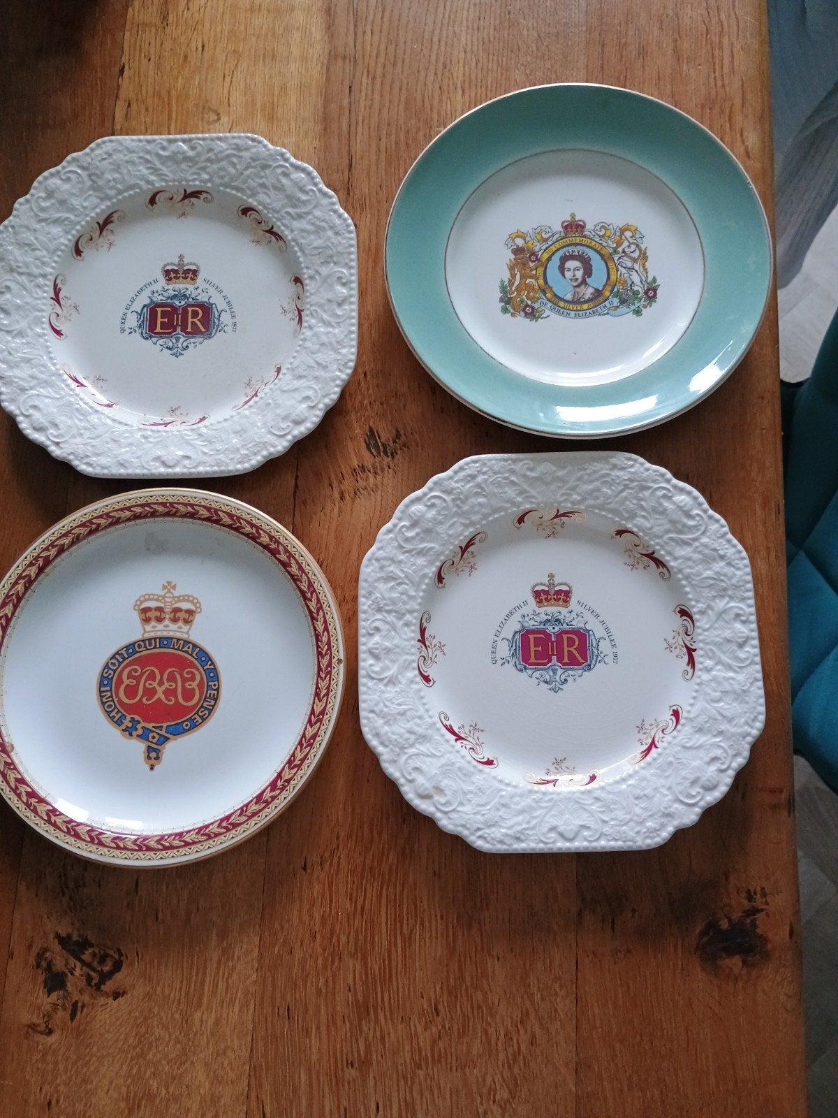 Engelse herdenkingsborden, Ophalen