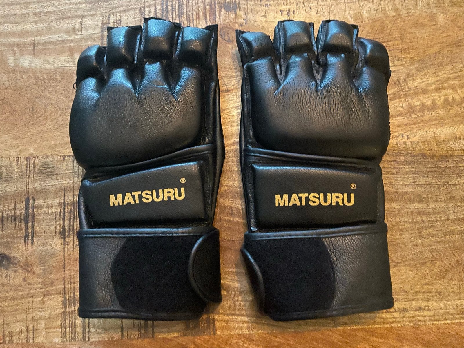 Matsuru MMA handschoenen - Zwart, Zo goed als nieuw, Ophalen, Overige, Maat XL, Vechtsportbescherming