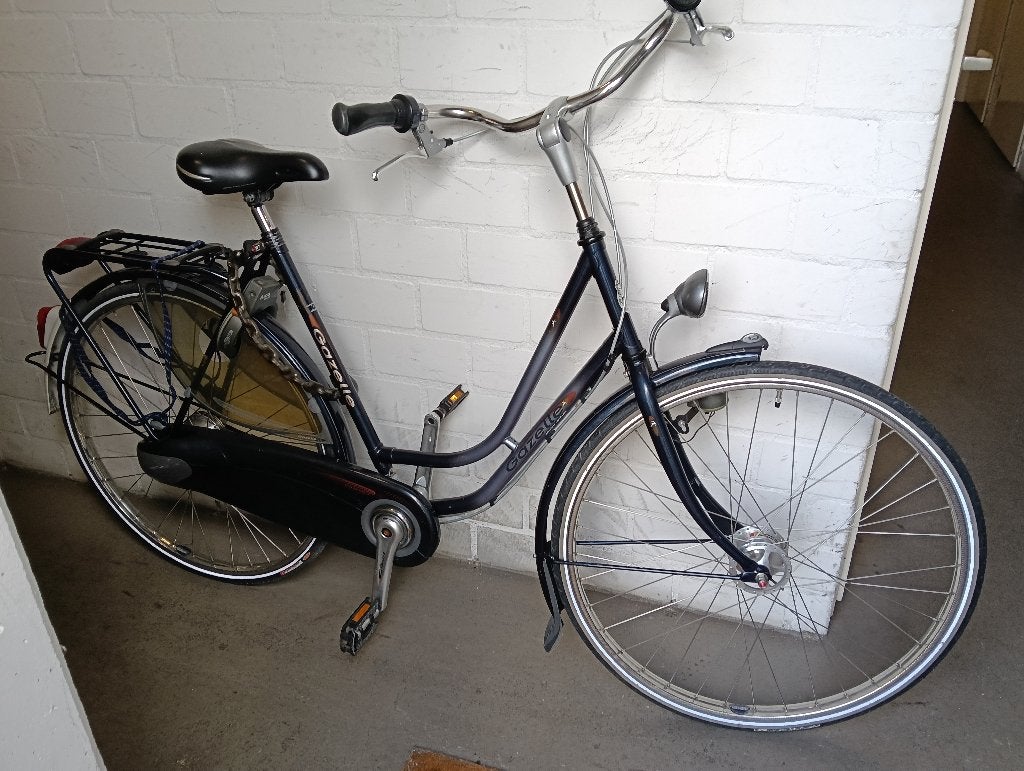 Gazelle fiets blauwachtig van kleur, Fietsen en Brommers, Fietsen | Dames | Damesfietsen, Ophalen, Gebruikt, Versnellingen, Gazelle