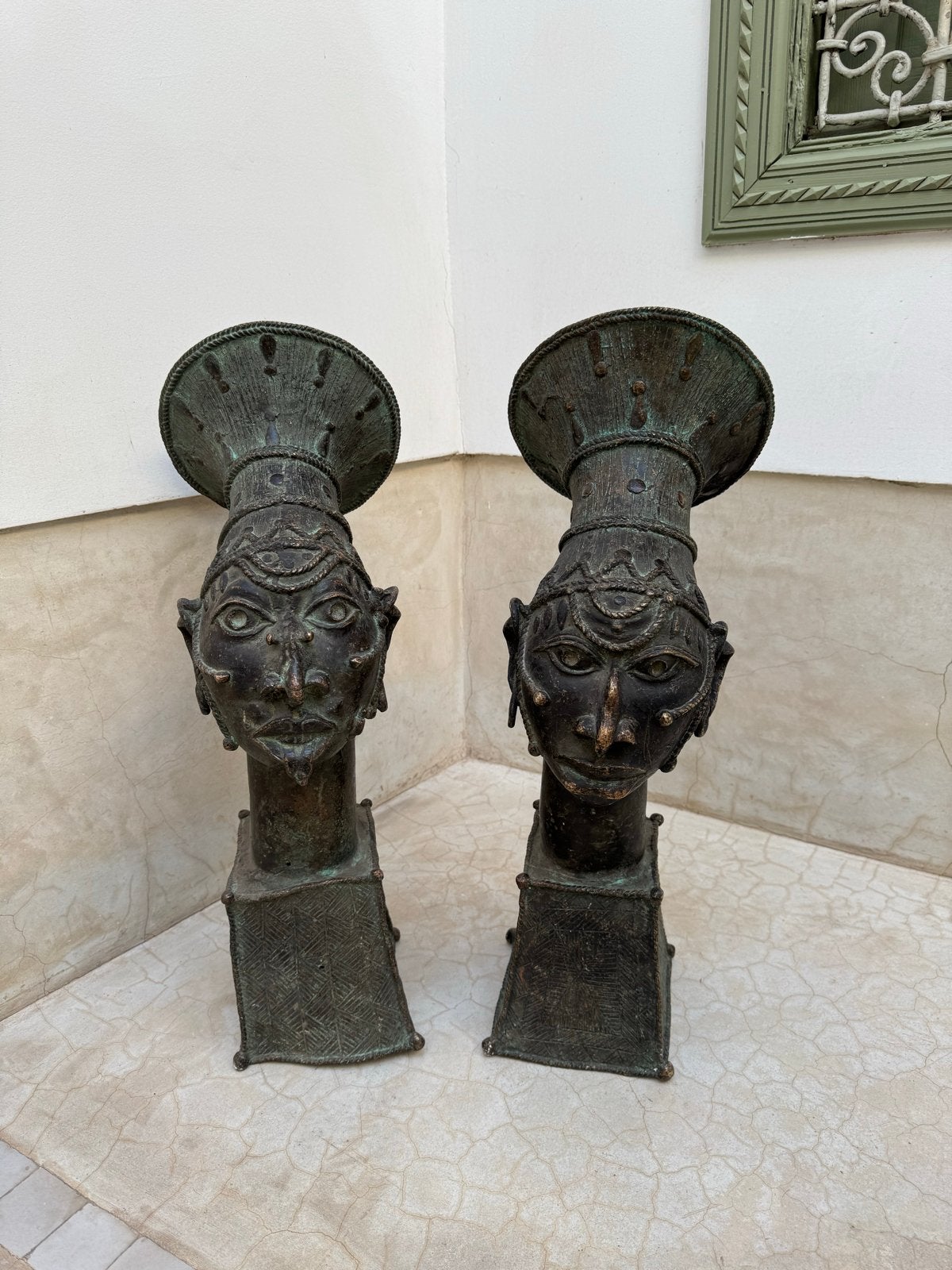 Set van 2 Afrikaanse bronzen beelden - Benin, Ophalen of Verzenden