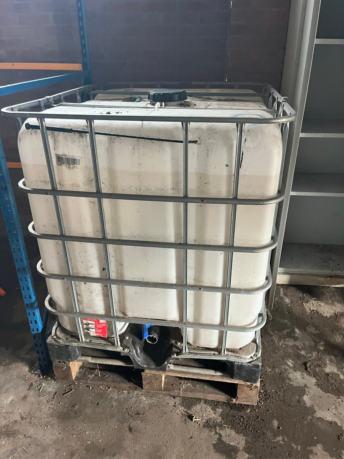 Twee IBC waterbakken van 1000 liter - Prima staat, Kunststof, Gebruikt, 100 cm of meer, Ophalen of Verzenden